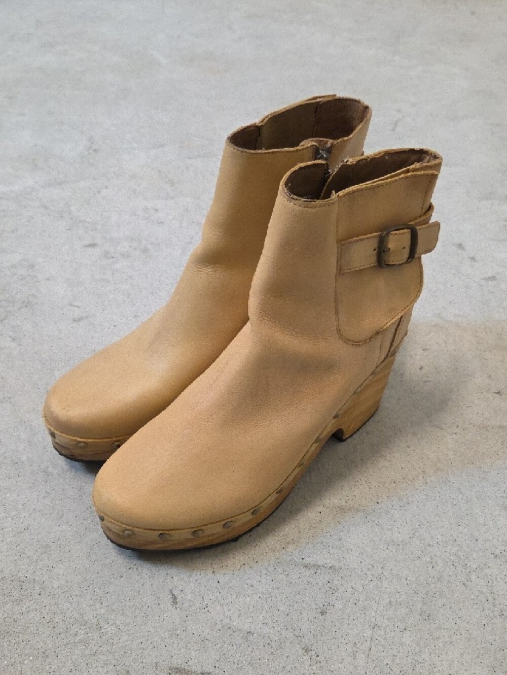 FreePeople Wedge Platform Tan Ankle Boots with Buckle Detail Size7.5 - Picture 3 of 9